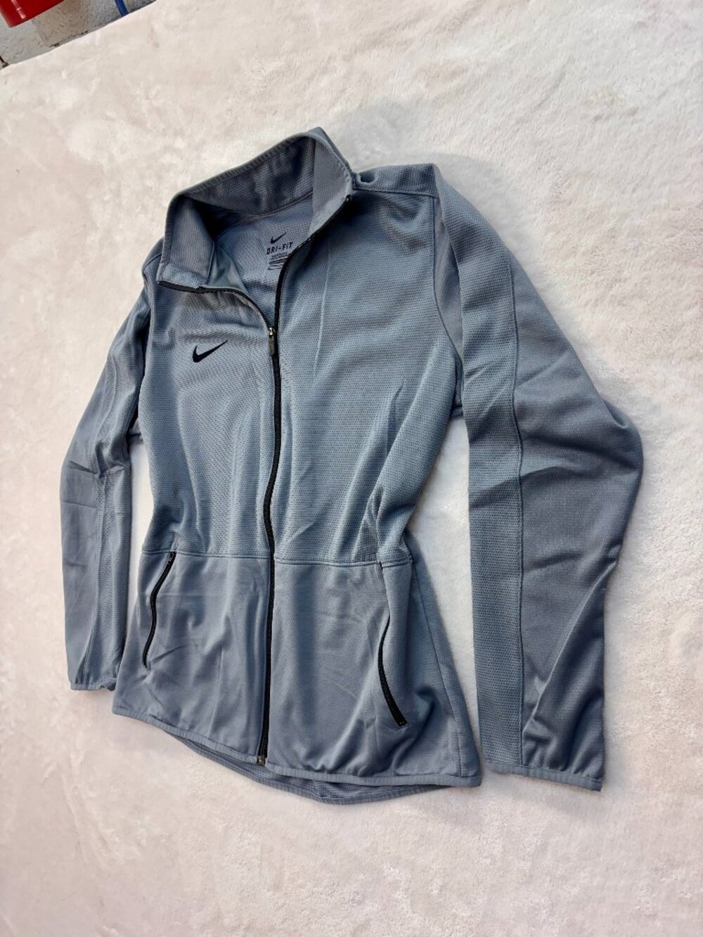 Nike Men's Gray Dri-Fit Zip-Up --- Size: XL --- Great Condition!!